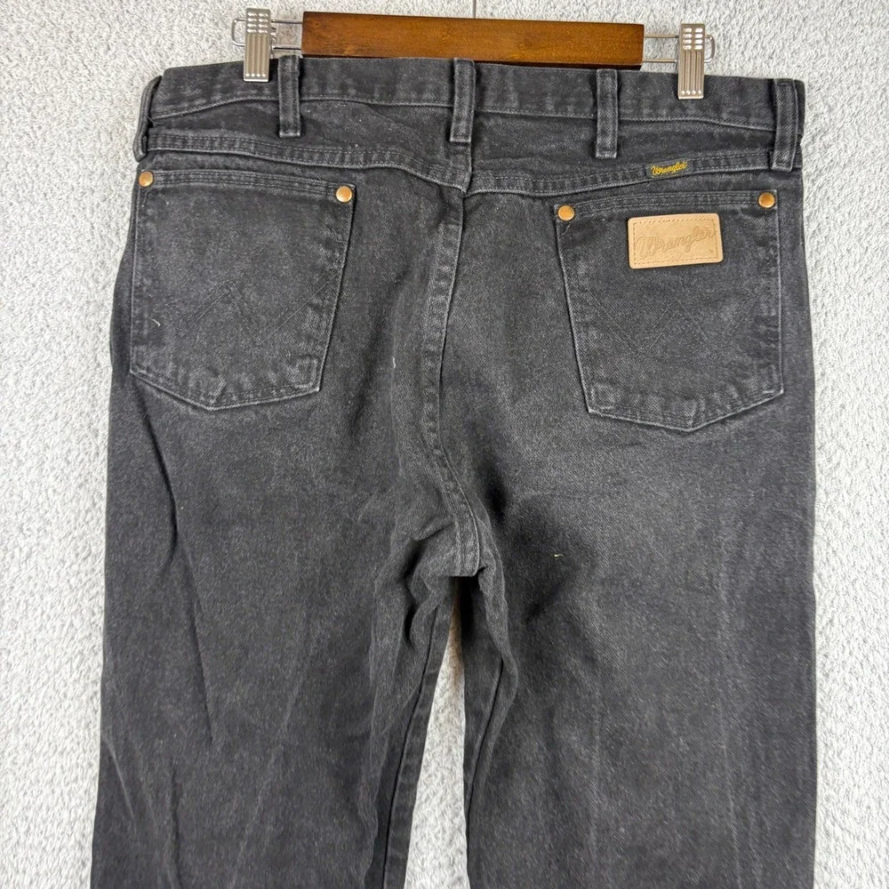 Wrangler Jeans Mens 35x32 Black 13MWZ Cowboy Cut Original Fit Denim Patch